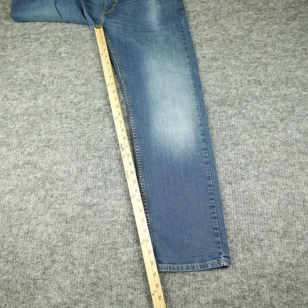 Levis Jeans Mens 36X32 Blue Denim 505 Regular Fit Straight Leg Casual Med Wash‎